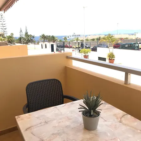 Apartament Cristianos 1 *