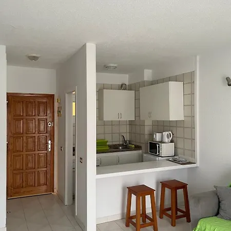 Apartament Cristianos 1 *